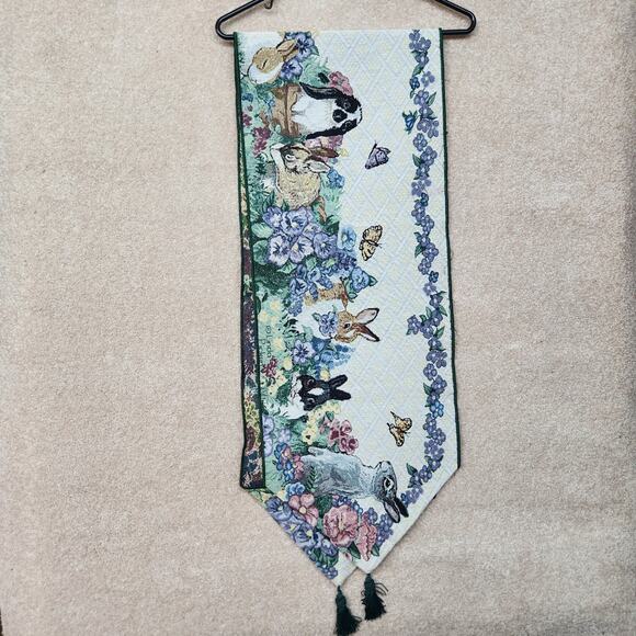 Beautiful Vintage Linda Picken Spring Bunny Easter Table Runner - Picture 2 of 5